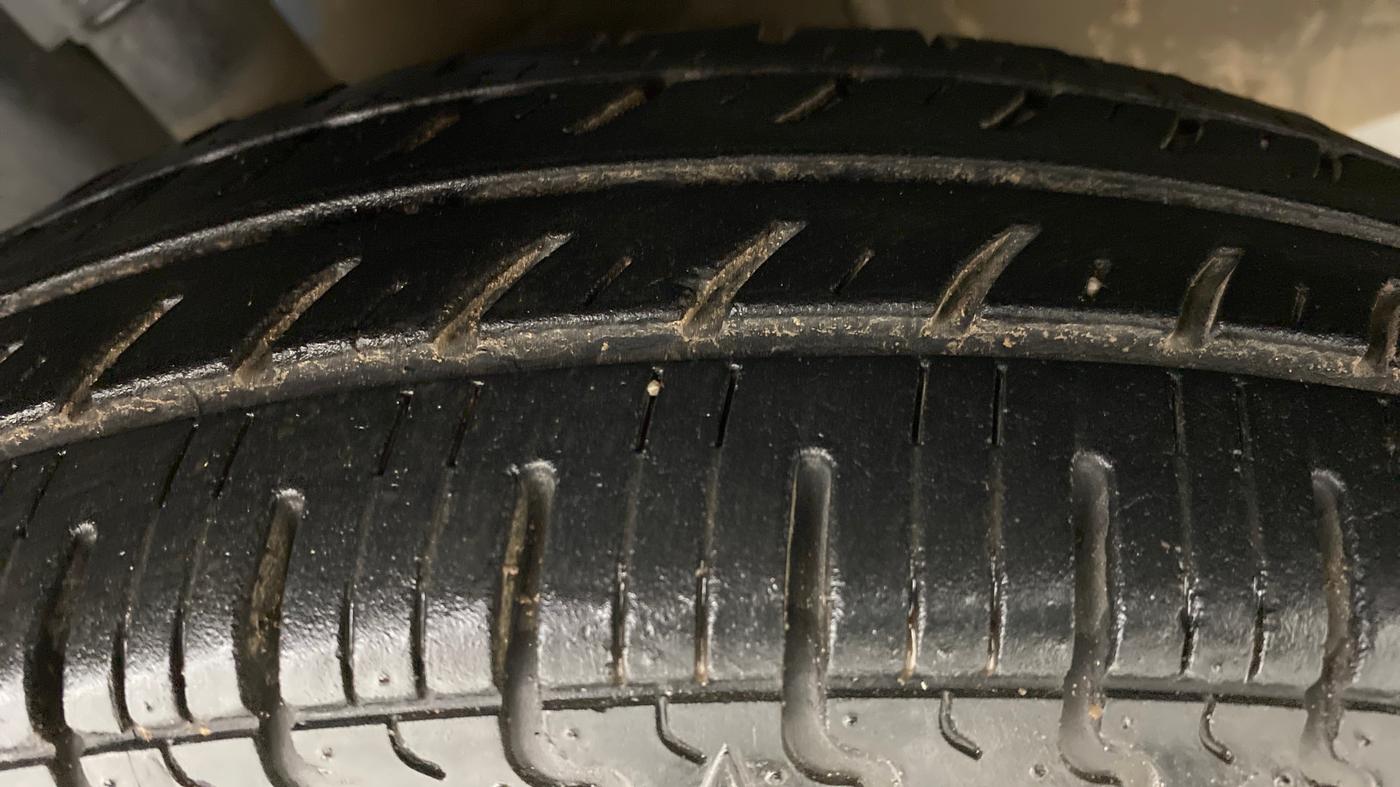 2017 Renault Kwid CLIMBER 1.0, Petrol, Manual, 33,111 km, Right Front Tyre Tread