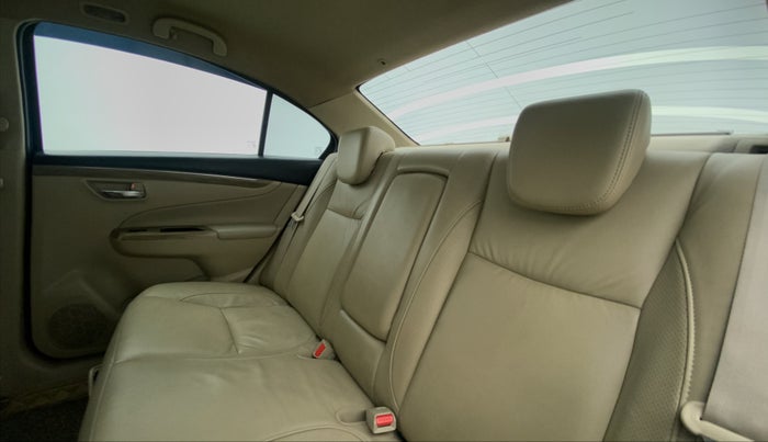 2019 Maruti Ciaz Alpha 1.5 Diesel, Diesel, Manual, 60,812 km, Right Side Rear Door Cabin