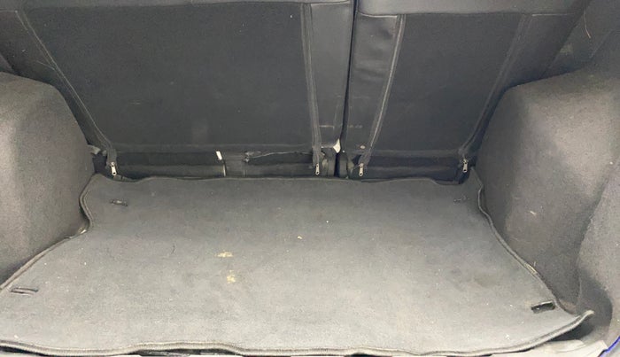 2017 Ford Ecosport TITANIUM 1.5L DIESEL, Diesel, Manual, 1,23,289 km, Boot Inside