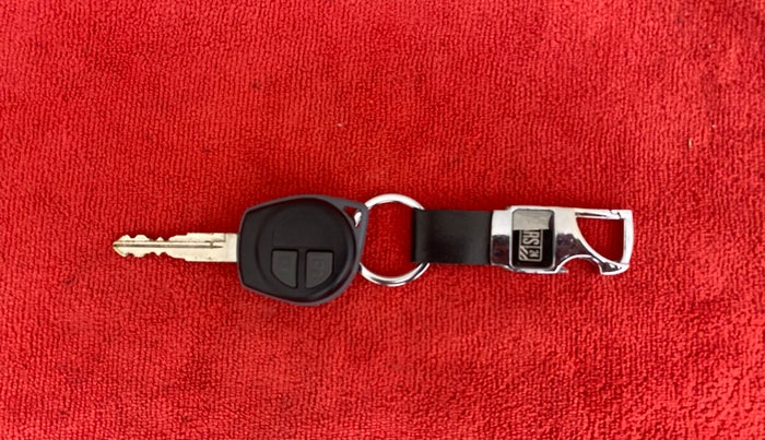 2014 Maruti Swift Dzire VXI, Petrol, Manual, 77,243 km, Key Close Up