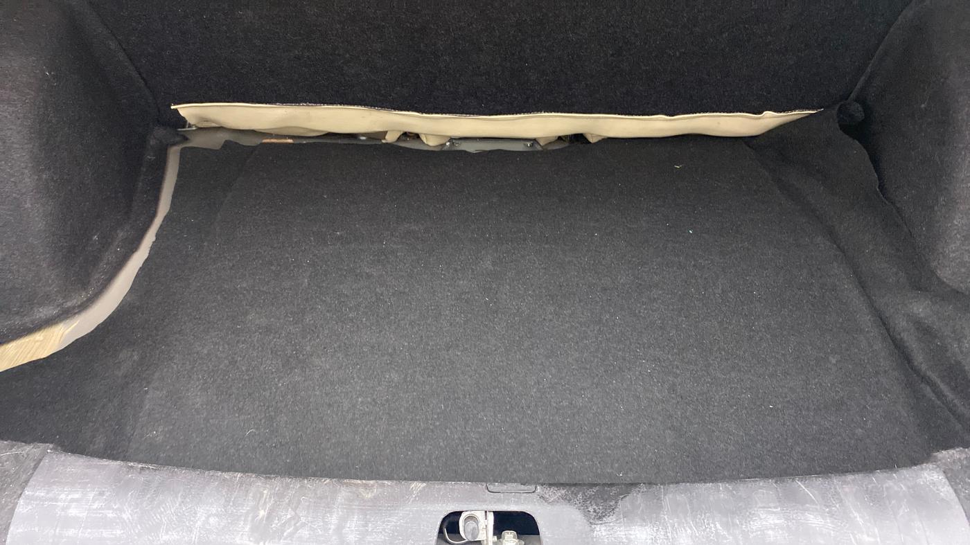 2014 Maruti Swift Dzire VXI, Petrol, Manual, 77,243 km, Boot Inside