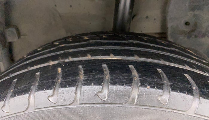 2015 Nissan Terrano XL D PLUS, Diesel, Manual, 77,666 km, Left Rear Tyre Tread