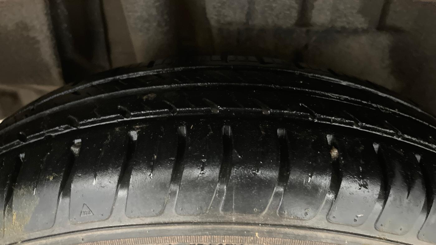 2018 Maruti Dzire LXI, Petrol, Manual, 61,718 km, Right Rear Tyre Tread