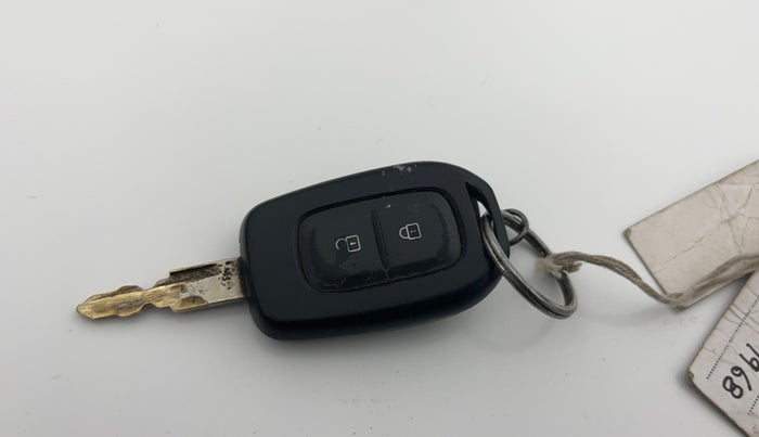 2018 Renault Kwid RXT 1.0 AMT (O), Petrol, Automatic, 24,947 km, Key Close Up