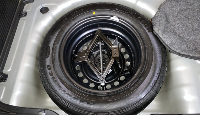 2024 Hyundai VENUE S(O) 1.2, Petrol, Manual, 11,382 km, Spare Tyre