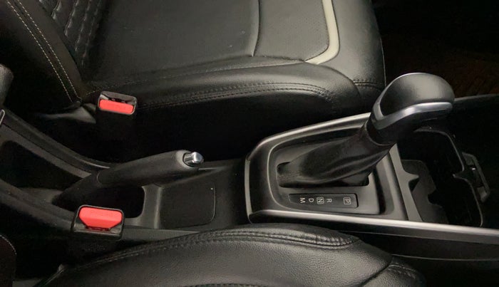 2022 Maruti XL6 ZETA AT, Petrol, Automatic, 34,482 km, Gear Lever