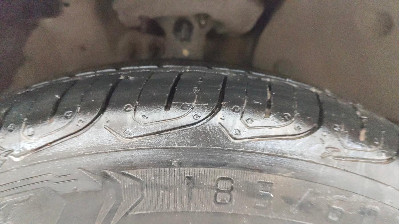 2021 Honda City 1.5L I-VTEC V MT 5TH GEN, Petrol, Manual, 17,405 km, Right Front Tyre Tread