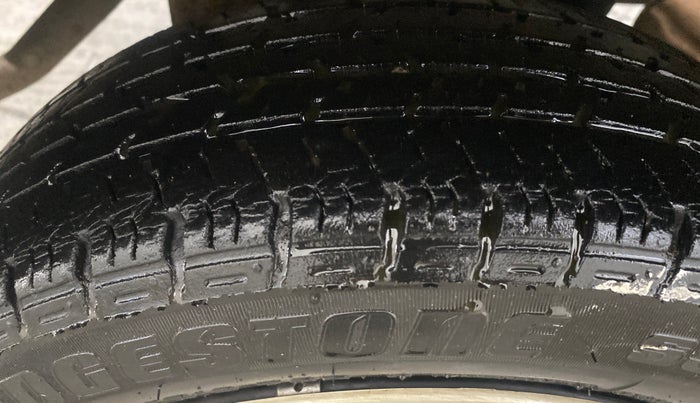 2015 Maruti Alto K10 VXI, Petrol, Manual, 24,300 km, Right Rear Tyre Tread