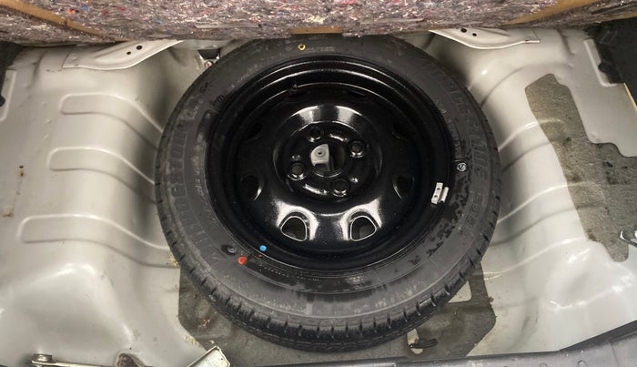 2015 Maruti Alto K10 VXI, Petrol, Manual, 24,300 km, Spare Tyre
