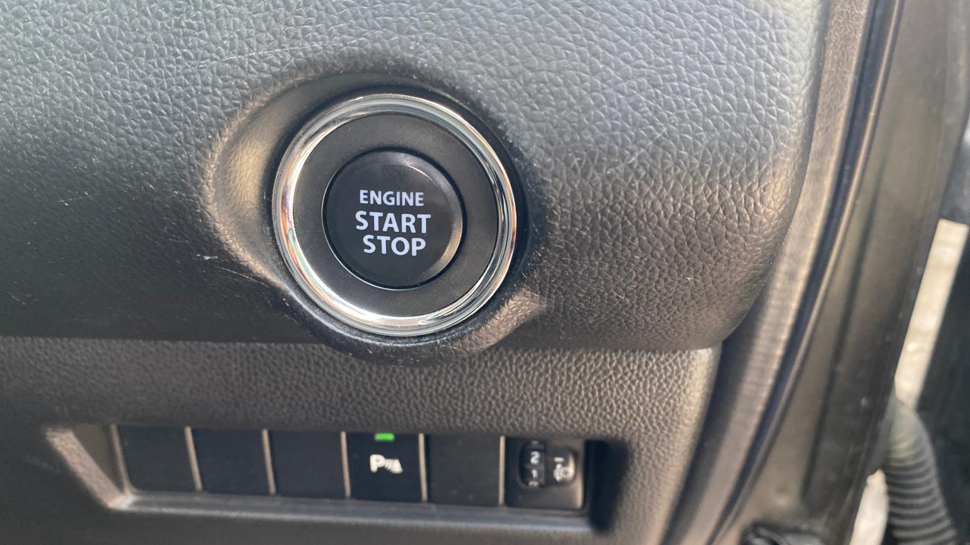 2018 Maruti Swift ZXI AMT, Petrol, Automatic, 65,567 km, Keyless Start/ Stop Button