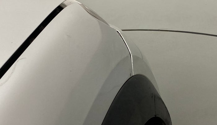 2016 Renault Kwid RXL, Petrol, Manual, 1,02,665 km, Right fender - Slightly dented