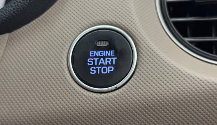 2017 Hyundai Grand i10 ASTA 1.2 KAPPA VTVT, Petrol, Manual, 50,818 km, Keyless Start/ Stop Button