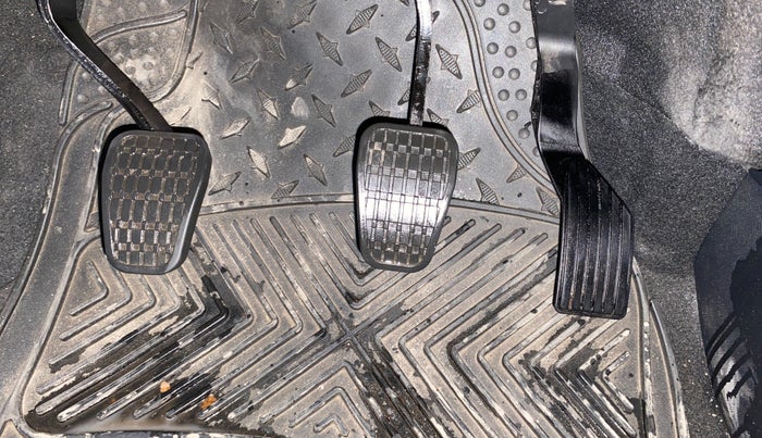 2025 Tata NEXON Smart Plus 1.2 iCNG, CNG, Manual, 5,710 km, Pedals