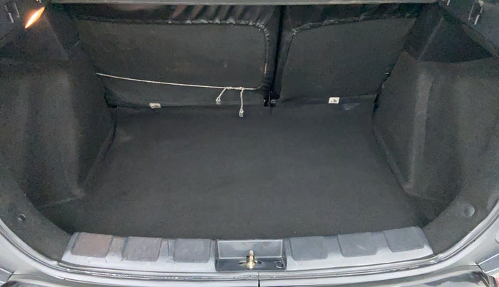 2019 Tata NEXON XZ+ 1.5, Diesel, Manual, 31,806 km, Boot Inside