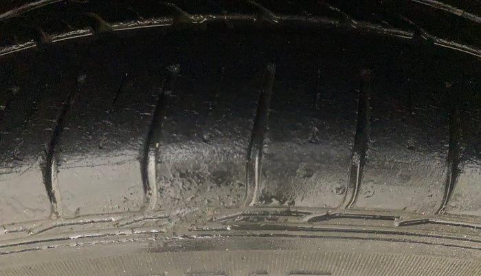 2013 Tata Manza LX QUADRAJET, Diesel, Manual, 79,547 km, Right Front Tyre Tread