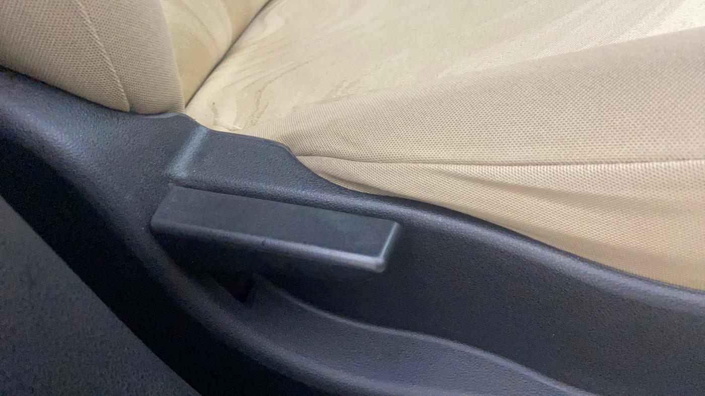 2013 Tata Manza LX QUADRAJET, Diesel, Manual, 79,547 km, Driver Side Adjustment Panel