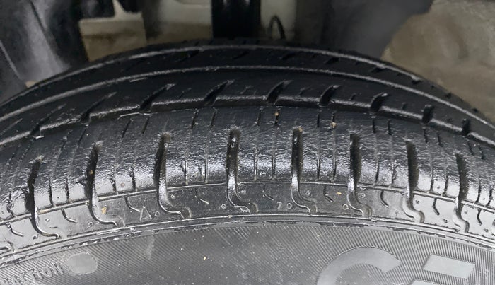 2019 Renault Kwid RXL, Petrol, Manual, 34,787 km, Left Front Tyre Tread
