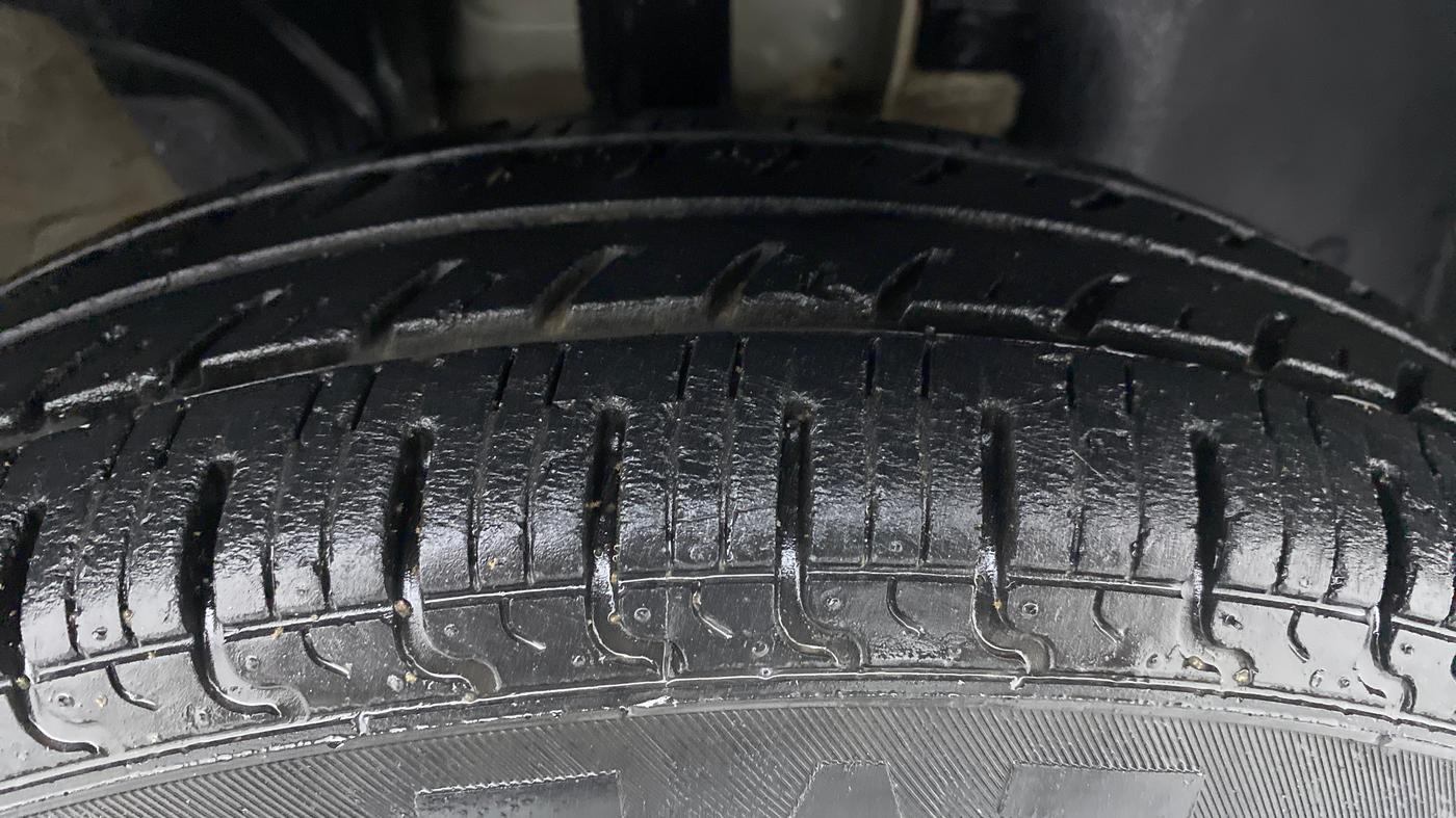 2019 Renault Kwid RXL, Petrol, Manual, 34,787 km, Right Front Tyre Tread