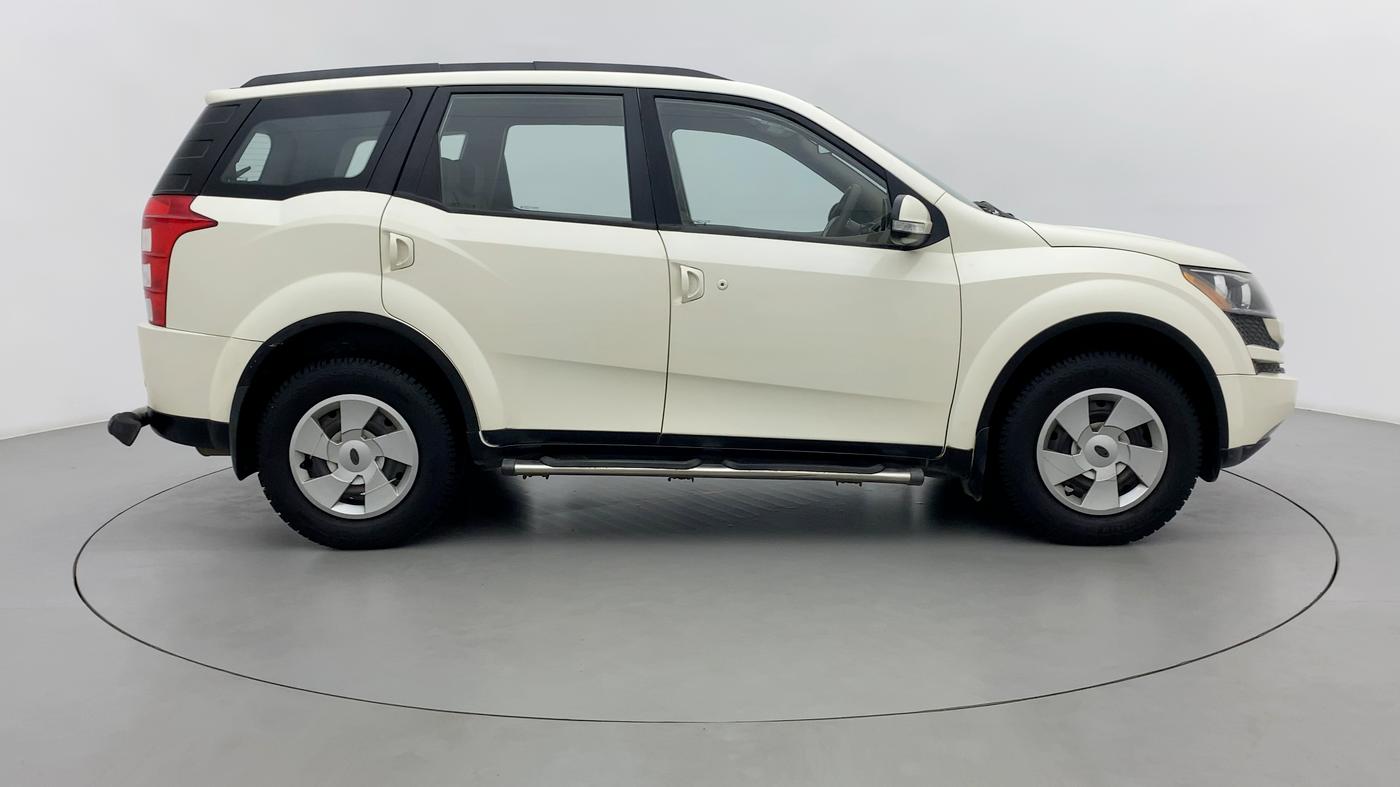 2015 Mahindra XUV500 W6 4X2, Diesel, Manual, 82,306 km, Right Side View