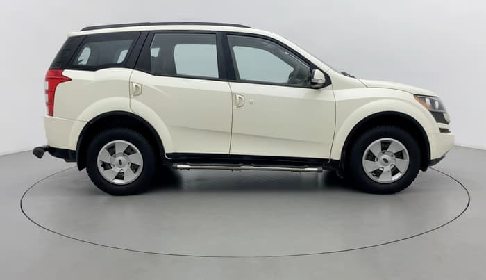 2015 Mahindra XUV500 W6 4X2, Diesel, Manual, 82,306 km, Right Side View