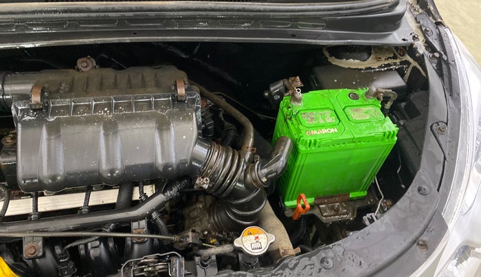 2013 Hyundai i10 SPORTZ 1.2 AT, Petrol, Automatic, 37,961 km, Engine View - Left