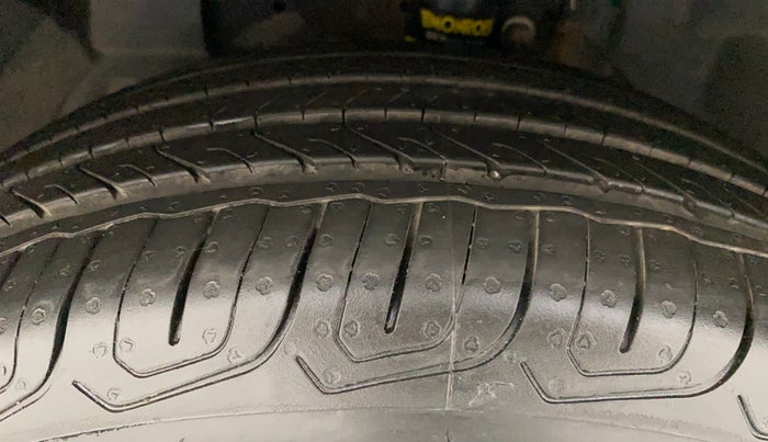2019 Ford Ecosport TITANIUM 1.5L PETROL, Petrol, Manual, 54,611 km, Left Front Tyre Tread
