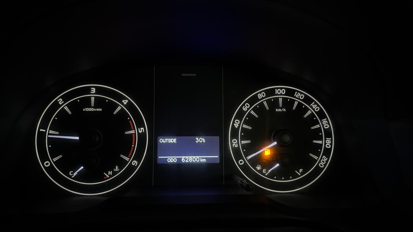 2022 Toyota Innova Crysta 2.4 G 8 STR, Diesel, Manual, 62,800 km, Odometer Image