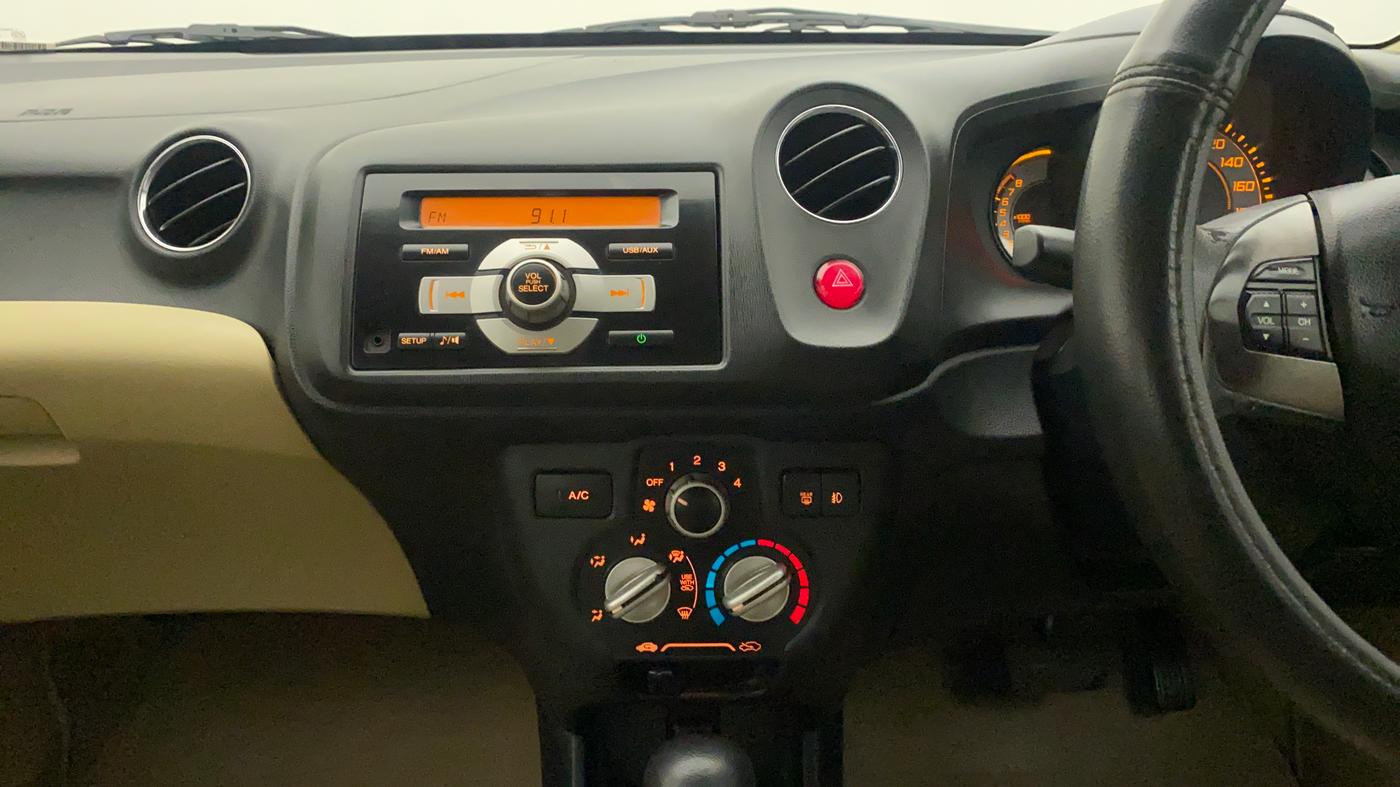 2014 Honda Brio VX AT, Petrol, Automatic, 69,196 km, Air Conditioner