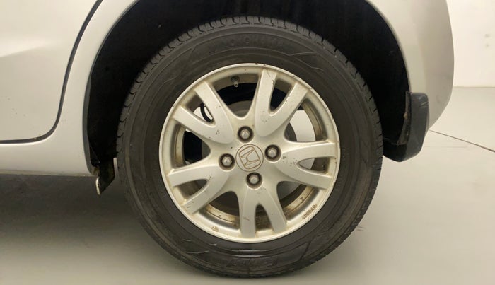 2014 Honda Brio VX AT, Petrol, Automatic, 69,196 km, Left Rear Wheel