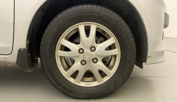 2014 Honda Brio VX AT, Petrol, Automatic, 69,196 km, Right Front Wheel