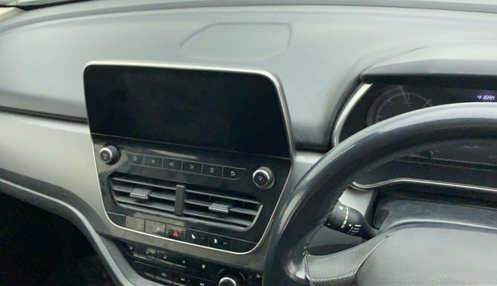 2020 Tata Harrier XT PLUS 2.0L KRYOTEC DARK EDITON, Diesel, Manual, 81,168 km, Dashboard - Minor scratches