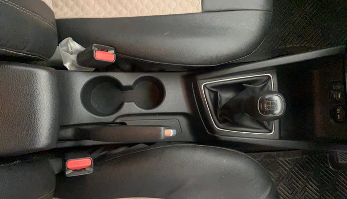 2018 Hyundai Elite i20 MAGNA EXECUTIVE 1.2, Petrol, Manual, 29,948 km, Gear Lever