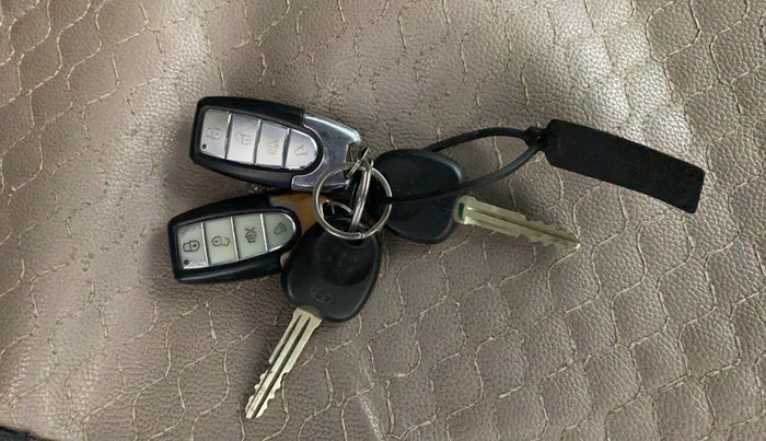 2018 Hyundai Elite i20 MAGNA EXECUTIVE 1.2, Petrol, Manual, 29,948 km, Key Close Up