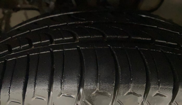 2019 Tata Tiago XZ PLUS PETROL, Petrol, Manual, 69,193 km, Left Front Tyre Tread