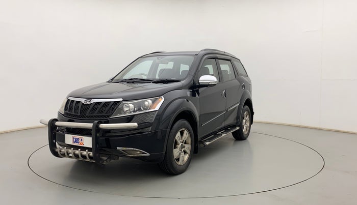 2015 Mahindra XUV500 W8, Diesel, Manual, 91,460 km, Left Front Diagonal