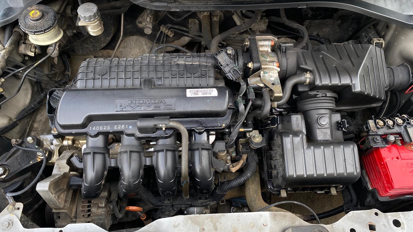 2014 Honda Amaze 1.2L I-VTEC S, Petrol, Manual, 90,221 km, Engine View