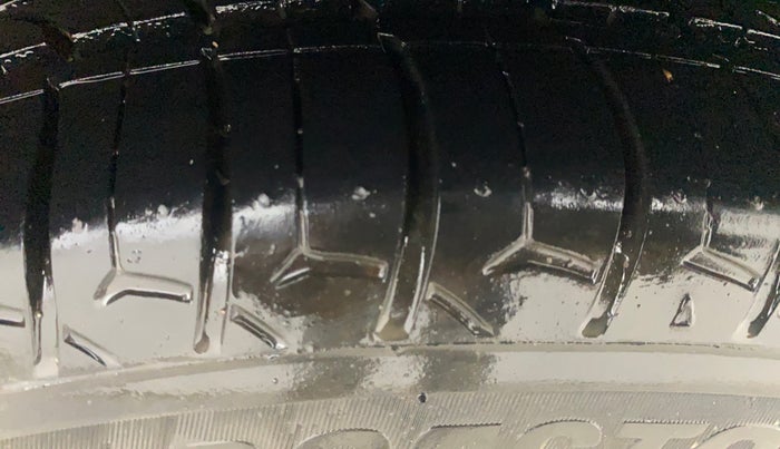 2016 Honda City 1.5L I-VTEC SV, Petrol, Manual, 45,286 km, Left Rear Tyre Tread