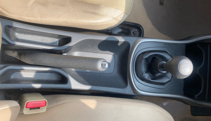 2016 Honda City 1.5L I-VTEC SV, Petrol, Manual, 45,286 km, Gear Lever