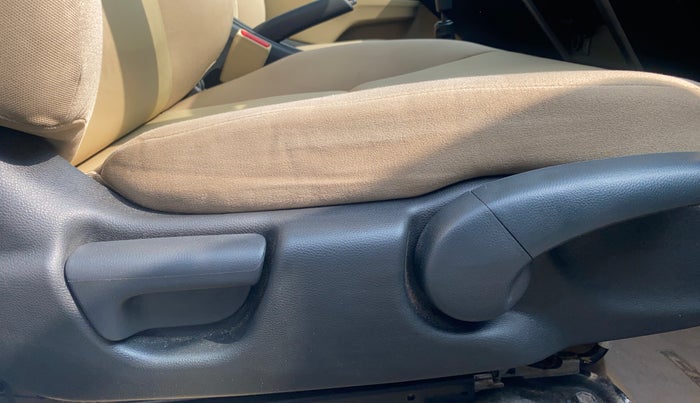 2016 Honda City 1.5L I-VTEC SV, Petrol, Manual, 45,286 km, Driver Side Adjustment Panel