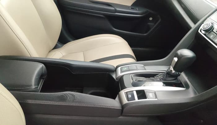 2020 Honda Civic 1.8L I-VTEC ZX CVT, Petrol, Automatic, 47,626 km, Gear Lever