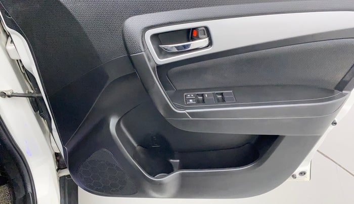 2020 Maruti Vitara Brezza ZXI PLUS, Petrol, Manual, 45,480 km, Driver Side Door Panels Control