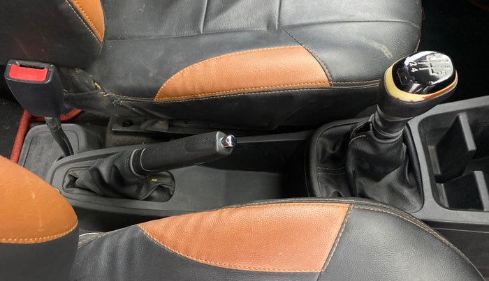 2021 Renault Kwid CLIMBER 1.0 (O), Petrol, Manual, 45,445 km, Gear Lever