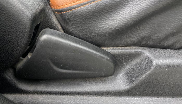 2021 Renault Kwid CLIMBER 1.0 (O), Petrol, Manual, 45,445 km, Driver Side Adjustment Panel