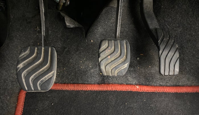 2021 Renault Kwid CLIMBER 1.0 (O), Petrol, Manual, 45,445 km, Pedals