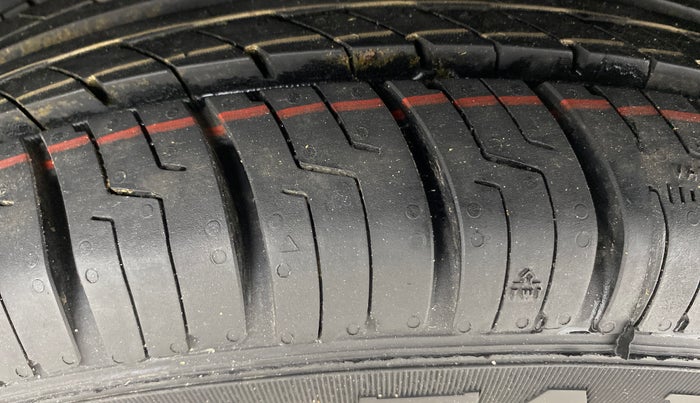 2021 Renault Kwid CLIMBER 1.0 (O), Petrol, Manual, 45,445 km, Left Rear Tyre Tread