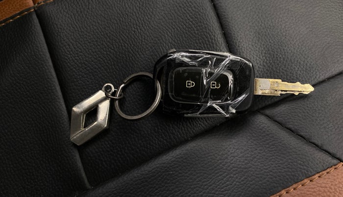 2021 Renault Kwid CLIMBER 1.0 (O), Petrol, Manual, 45,445 km, Key Close Up