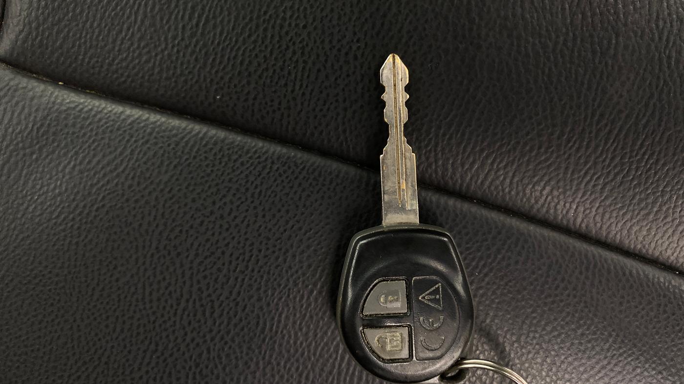 2019 Maruti Swift VXI, Petrol, Manual, 46,574 km, Key Close Up