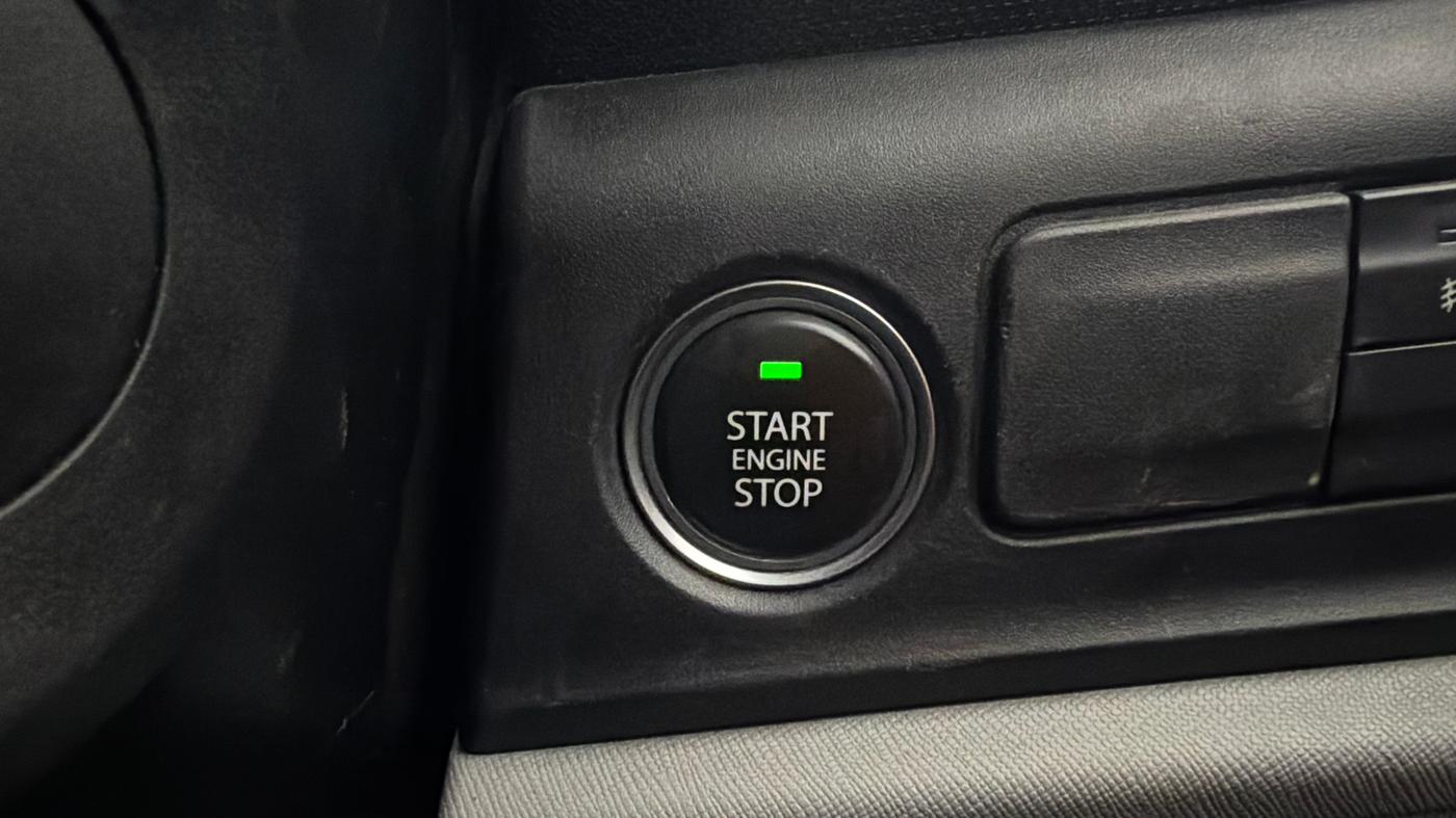 2020 Tata ALTROZ XZ PETROL, Petrol, Manual, 1,02,514 km, Keyless Start/ Stop Button