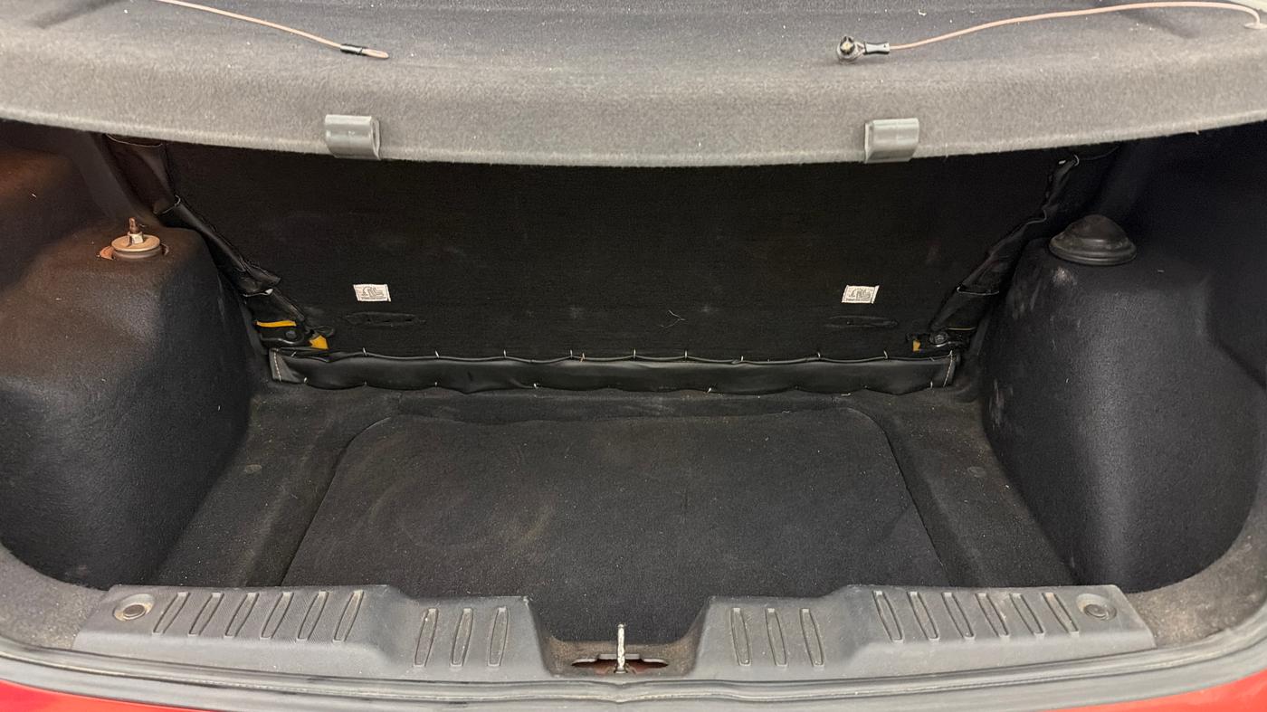2020 Tata ALTROZ XZ PETROL, Petrol, Manual, 1,02,514 km, Boot Inside