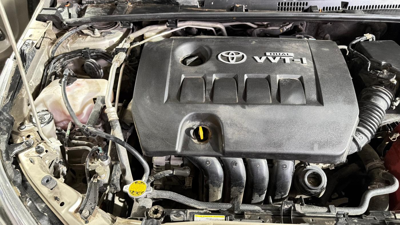 2015 Toyota Corolla Altis G PETROL, Petrol, Manual, 34,674 km, Engine View - Right
